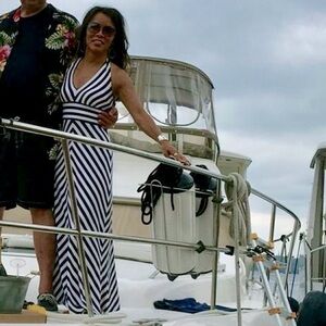 EUC Banana Republic nautical navy-white XXS strapless maxi dress